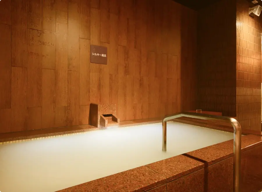 写真:八番館 大浴場3