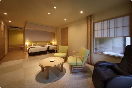 写真:秀峰館眺望風呂付リラックス和洋室