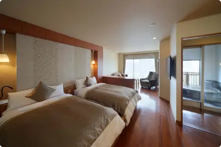 写真:秀峰館展望風呂付グランドツイン